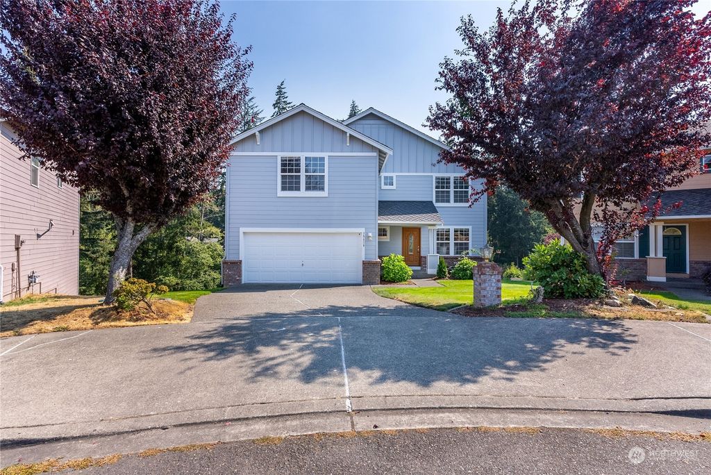 Photo of 35438 8th Avenue SW, Federal Way, WA 98023 (MLS # 2005982)