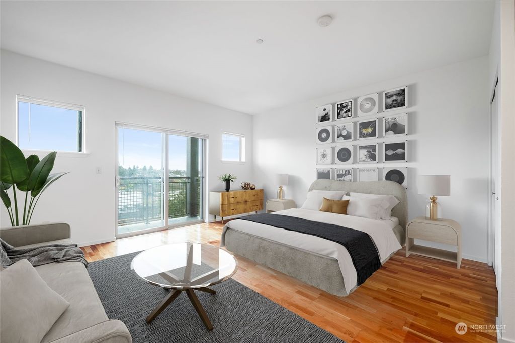 Photo of 412 11th Avenue #PH-10, Seattle, WA 98122 (MLS # 2314533)
