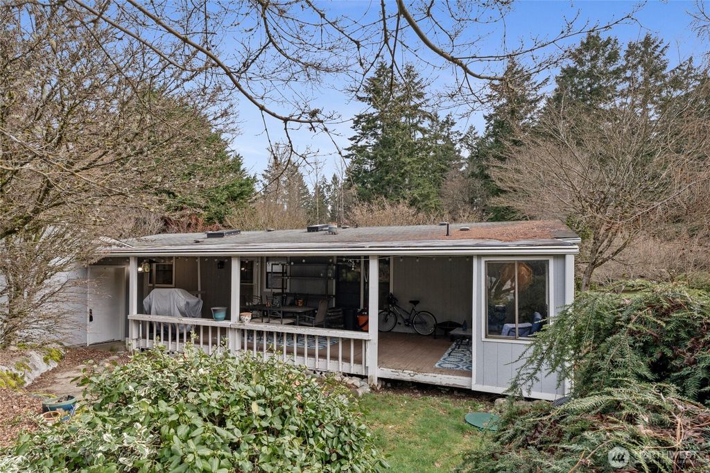 listing image 9360308383680003813