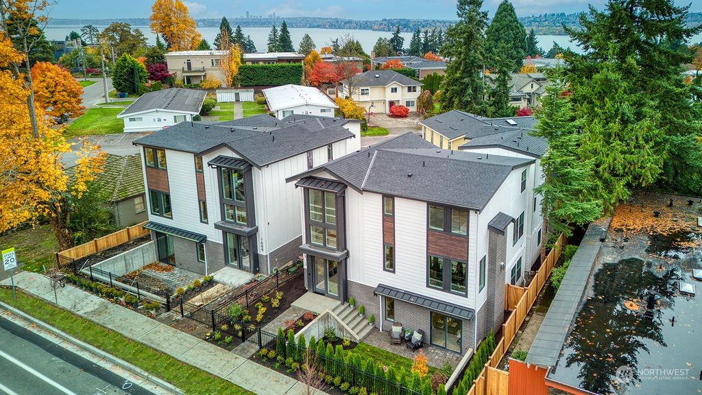 Photo of 1609 Market Street, Kirkland, WA 98033 (MLS # 2193078)