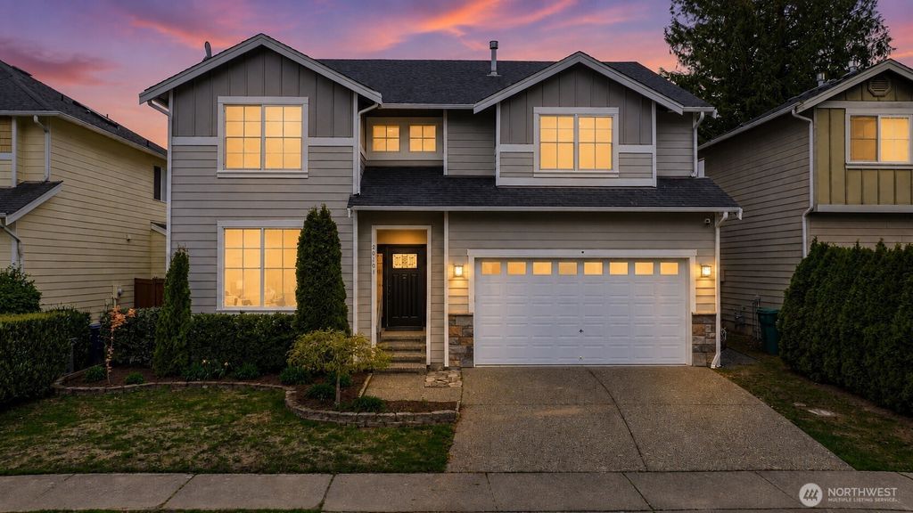 Photo of 20101 11th Avenue W, Lynnwood, WA 98036 (MLS # 2552078)