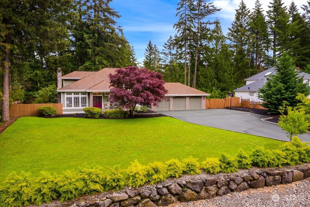 Photo of 32818 181st Avenue SE, Auburn, WA 98092 (MLS # 2243349)