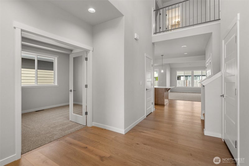 9624 7th Way SE