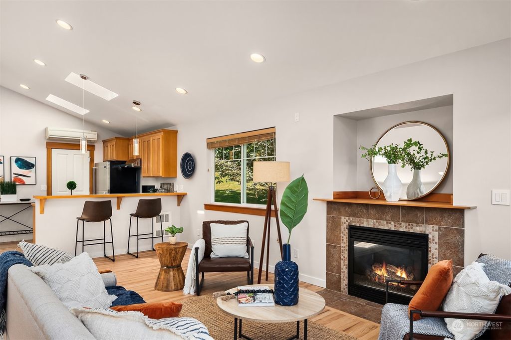 Photo of 2454 SW Webster Street, Seattle, WA 98106 (MLS # 2271294)