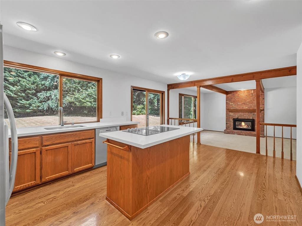 Photo of 18630 NE 194th Street, Woodinville, WA 98077 (MLS # 2561575)