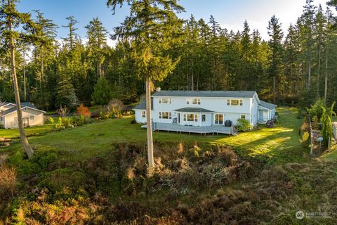 A home in Oak Harbor