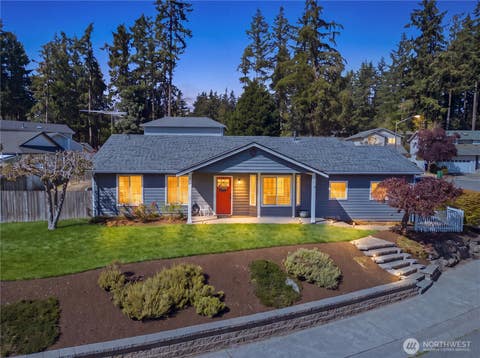 Photo of 2622 S 362nd Place, Federal Way, WA 98003 (MLS # 2573245)