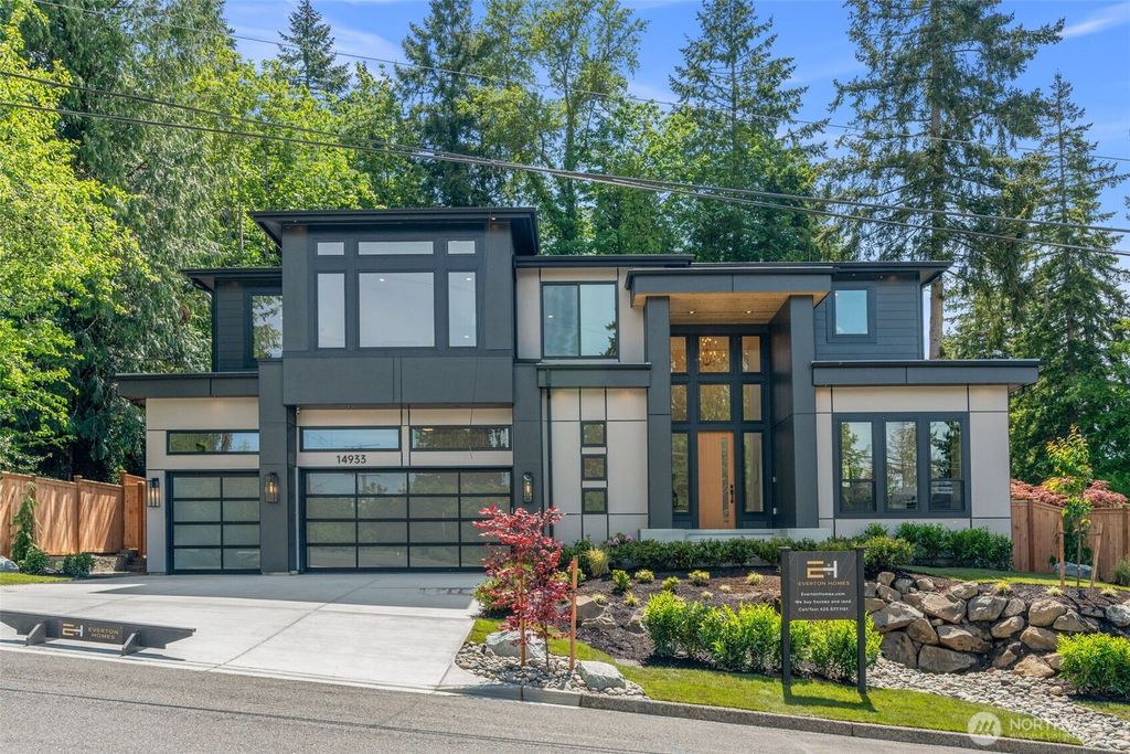 Photo of 14933 SE 45th Place, Bellevue, WA 98006 (MLS # 2382625)