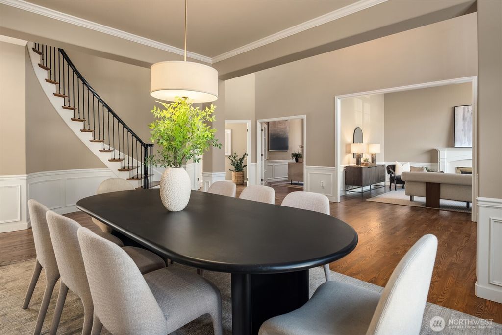 Photo of 15897 SE 56TH Place, Bellevue, WA 98006 (MLS # 2470198)