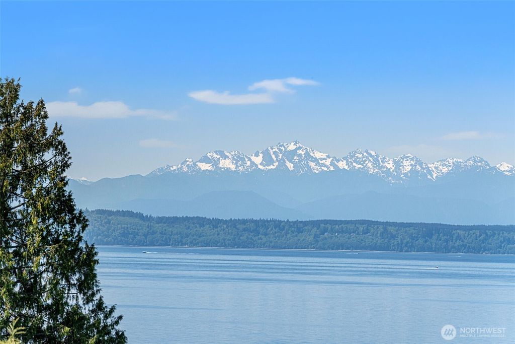 Photo of 16411 75th Place W, Edmonds, WA 98026 (MLS # 2371122)