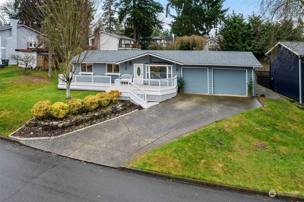 Photo of 21711 6th Avenue W, Bothell, WA 98021 (MLS # 2199427)