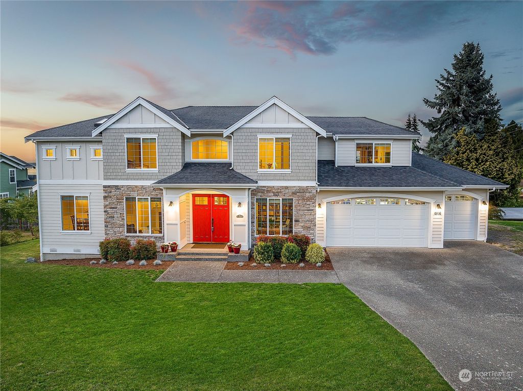 Photo of 4936 Ocean Avenue, Everett, WA 98203 (MLS # 2160629)