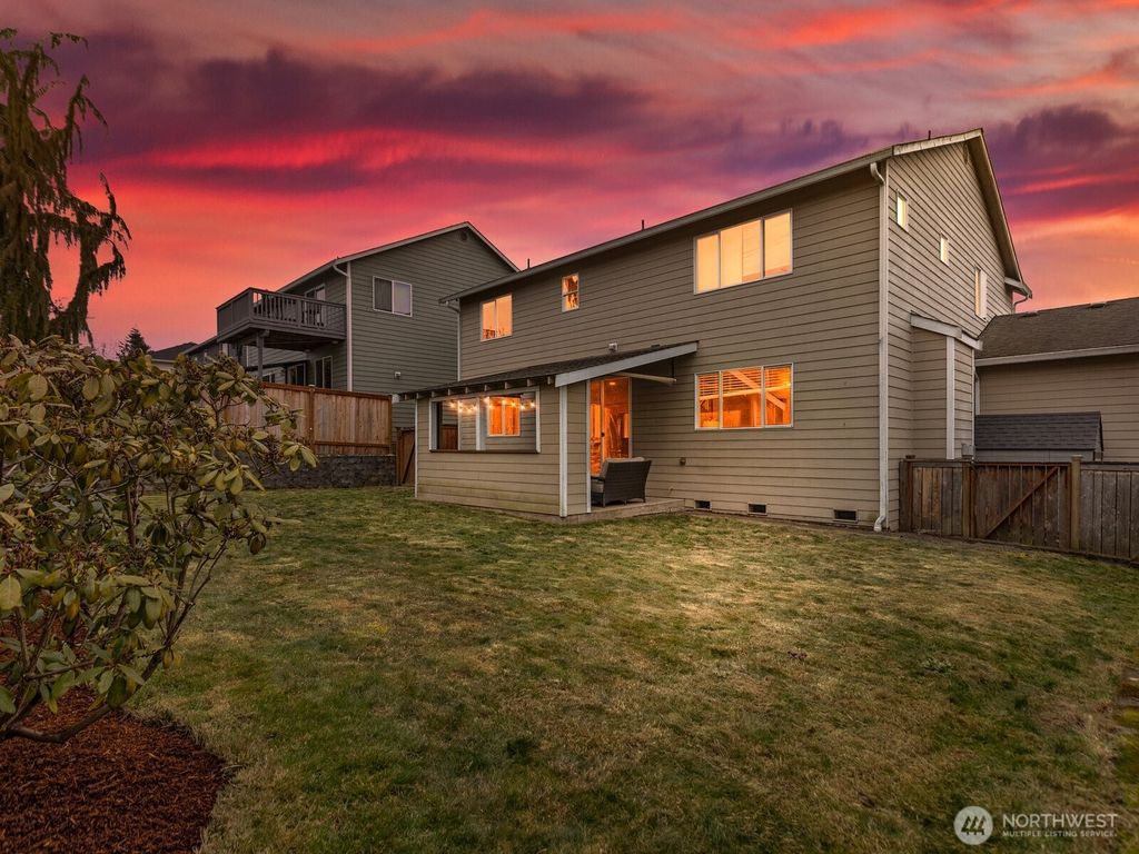 Photo of 7001 38th Place NE, Marysville, WA 98270 (MLS # 2333721)