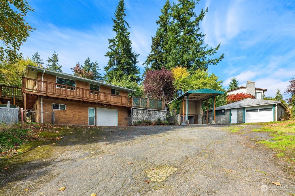 Photo of 2038 S 304th Street, Federal Way, WA 98003 (MLS # 2173670)