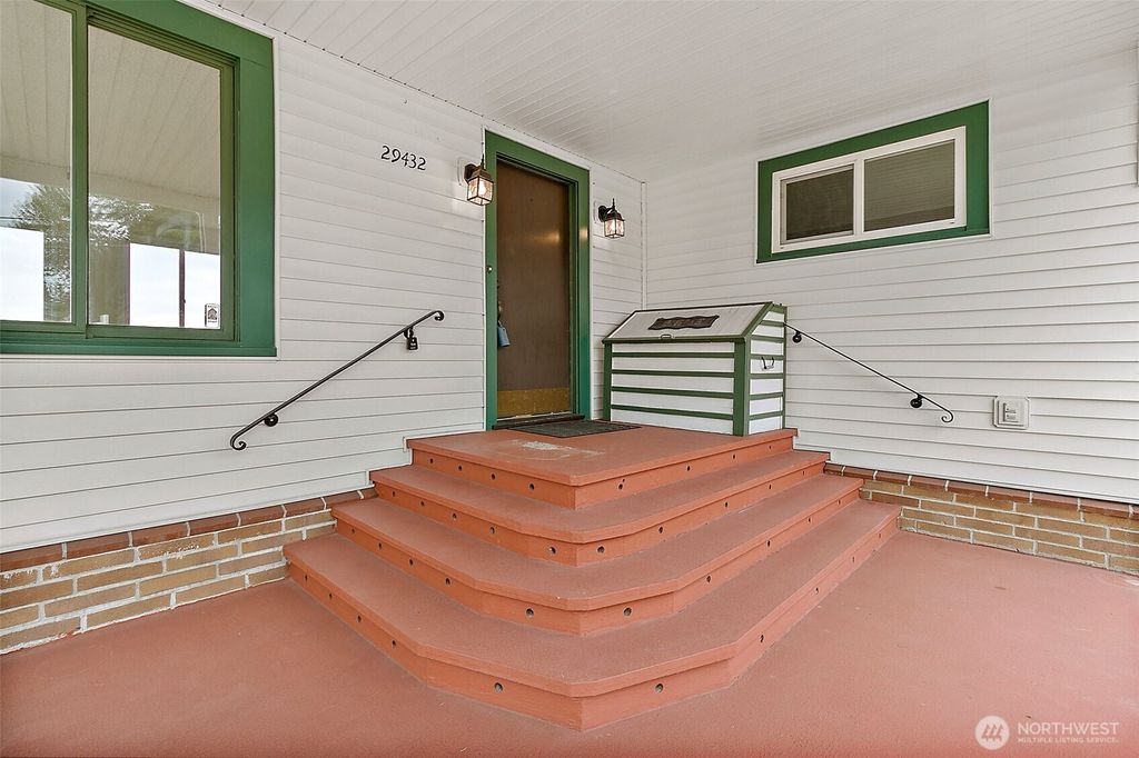 Photo of 29432 59th Avenue S, Auburn, WA 98001 (MLS # 2393181)