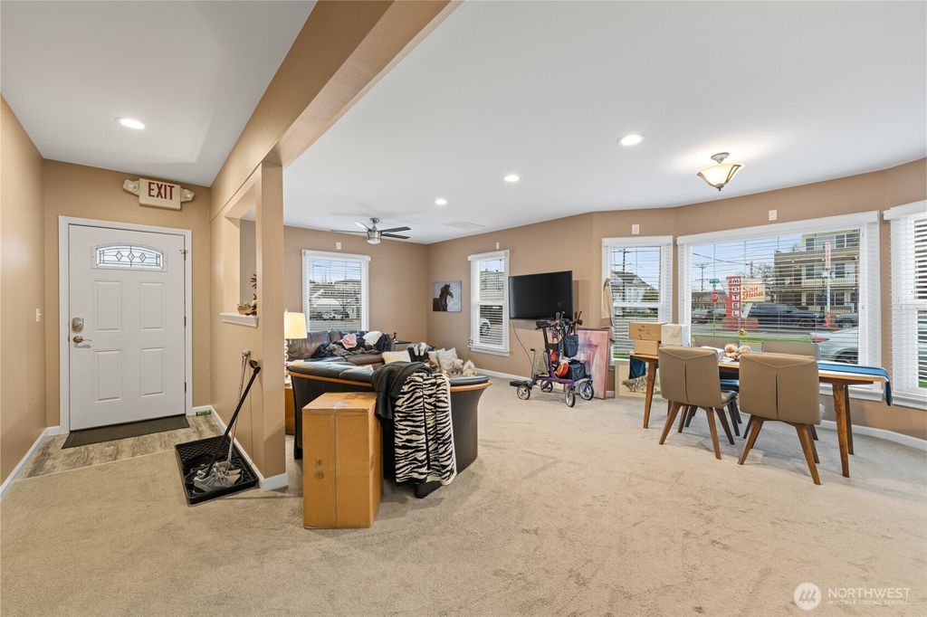 Photo of 520 O Avenue, Anacortes, WA 98221 (MLS # 2460972)