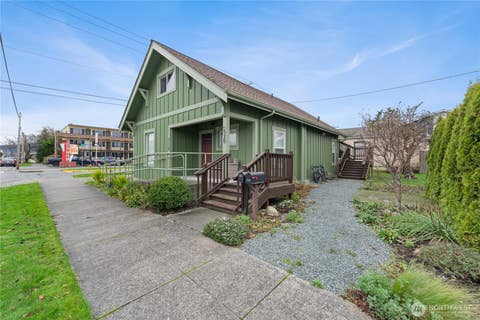 Photo of 520 O Avenue, Anacortes, WA 98221 (MLS # 2460972)