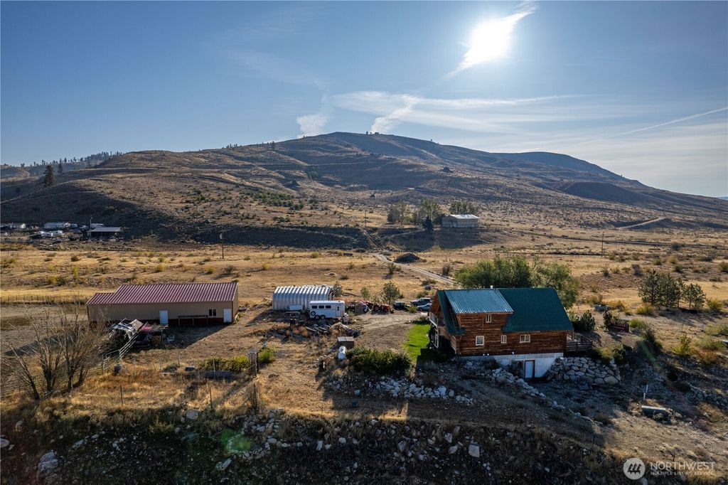 Photo of 391 Indian Dan Canyon Road, Brewster, WA 98812 (MLS # 2514956)