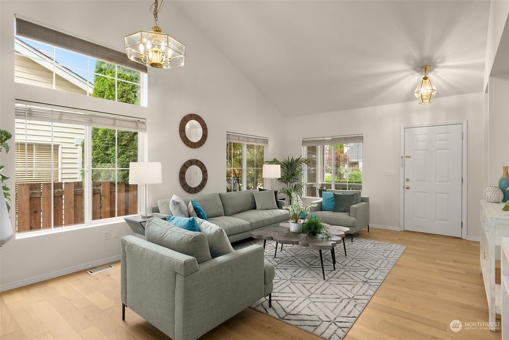 Photo of 24249 SE 10th Place, Sammamish, WA 98075 (MLS # 2136863)