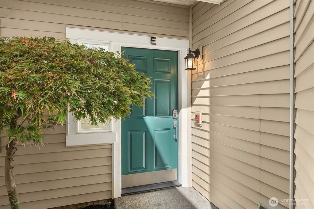Photo of 200 S 48th Street #E, Renton, WA 98055 (MLS # 2434128)