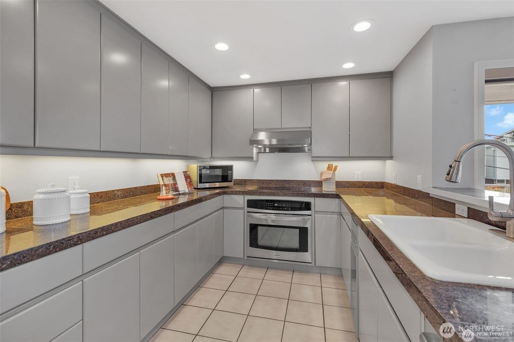 Photo of 1231 5th Avenue N #101, Seattle, WA 98109 (MLS # 2461401)