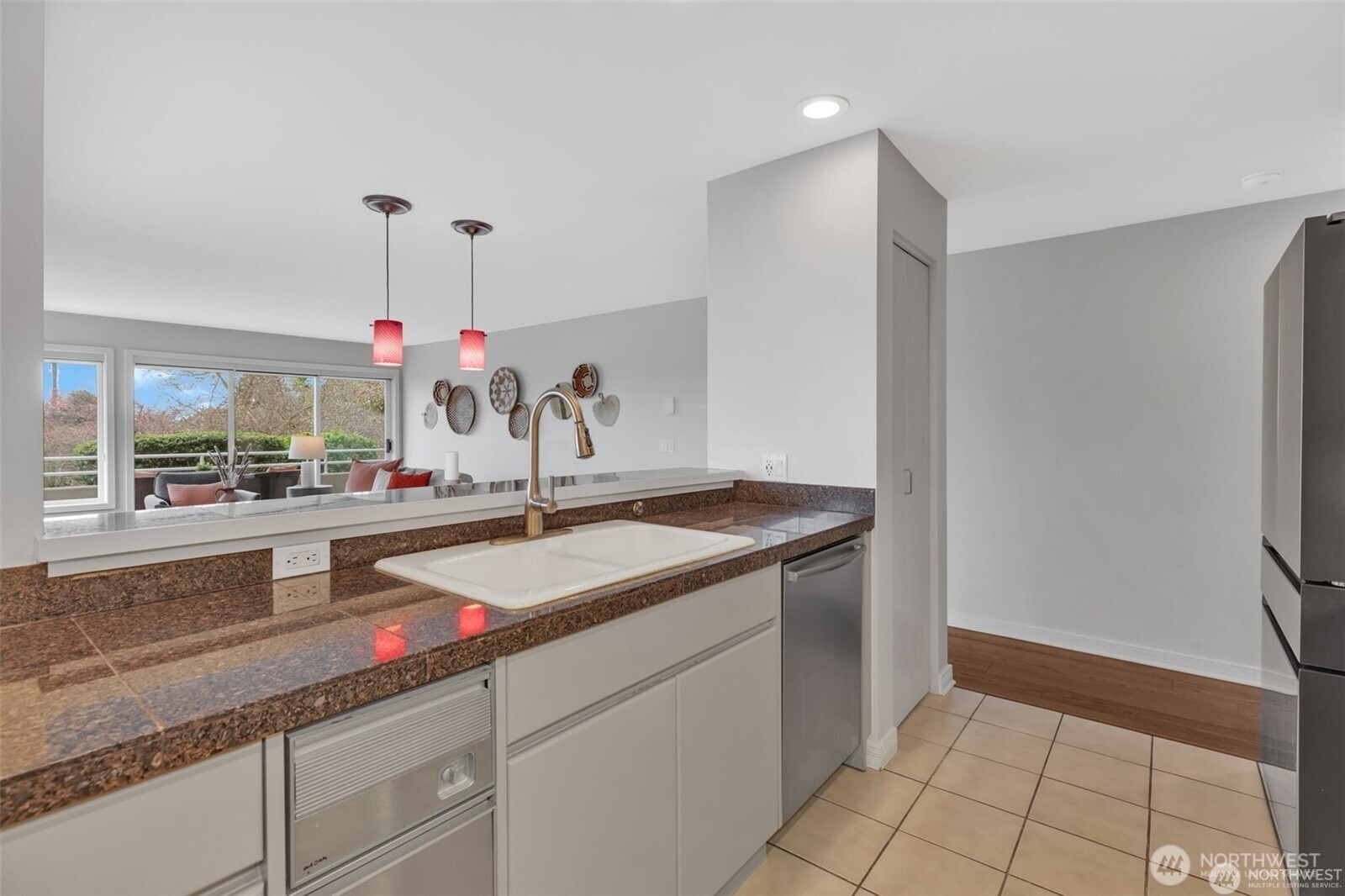 1231 5th Avenue N 101