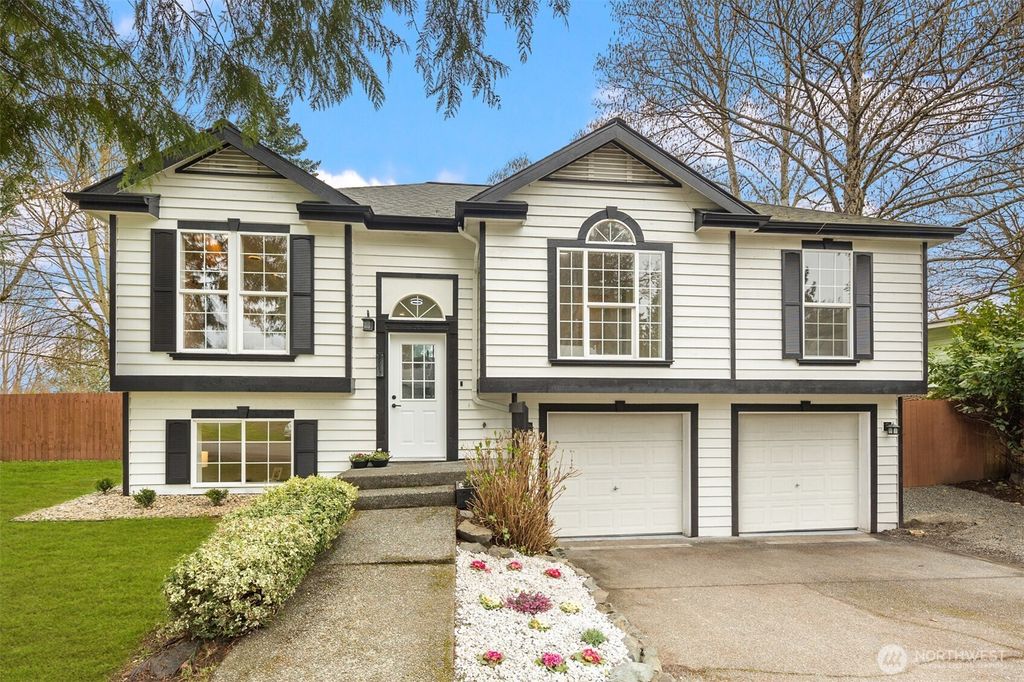 Photo of 22057 SE 269th Street, Maple Valley, WA 98038 (MLS # 2498476)