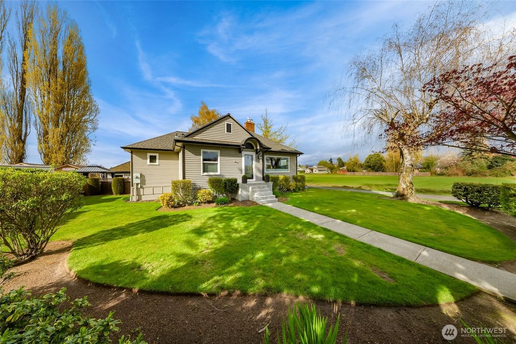 Photo of 17645 McLean Road, Mount Vernon, WA 98273 (MLS # 2508545)