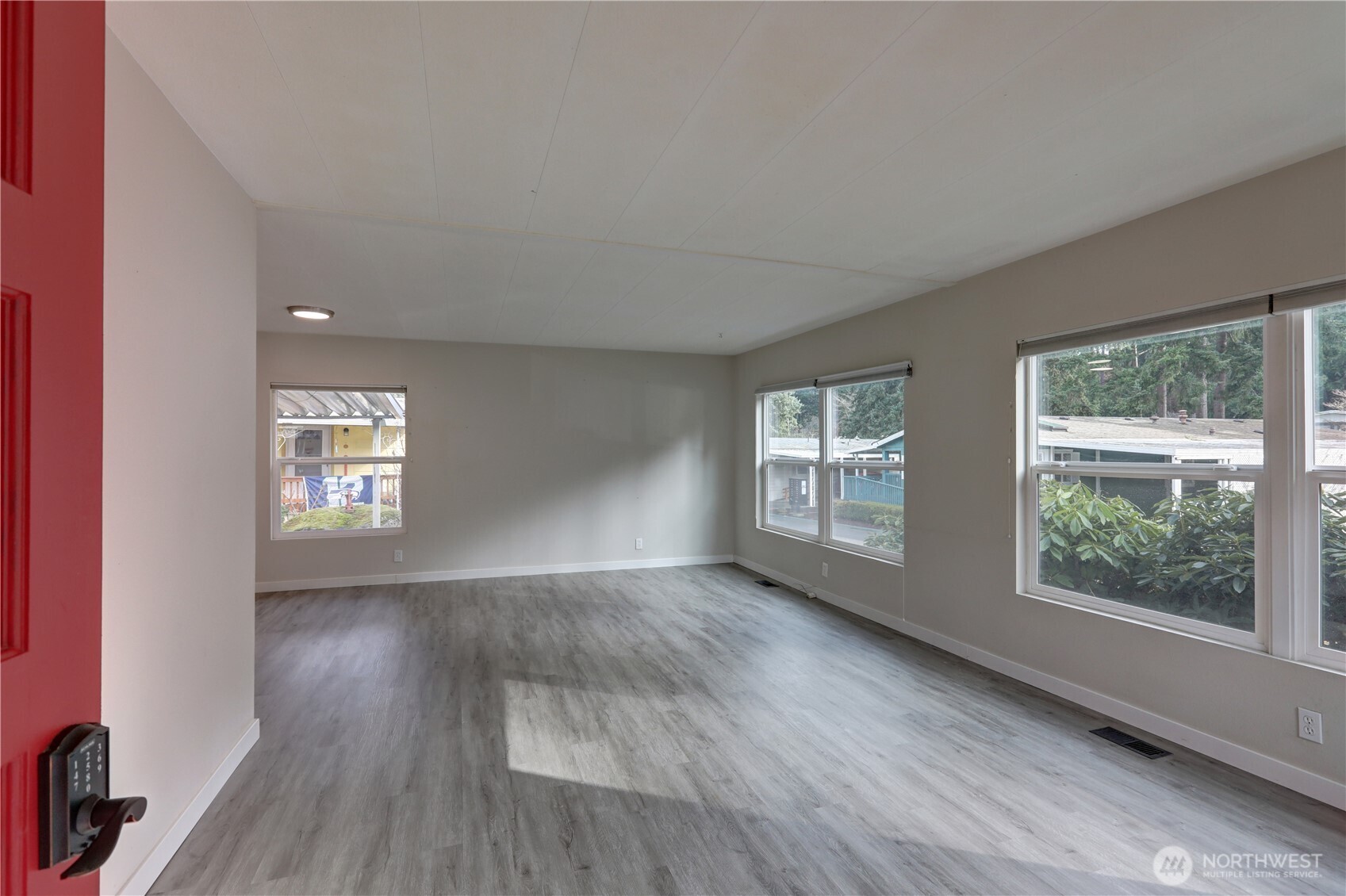 11415 127th Street E 186