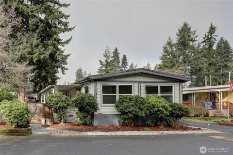 Photo of 11415 127th Street E #186, Puyallup, WA 98374 (MLS # 2477626)