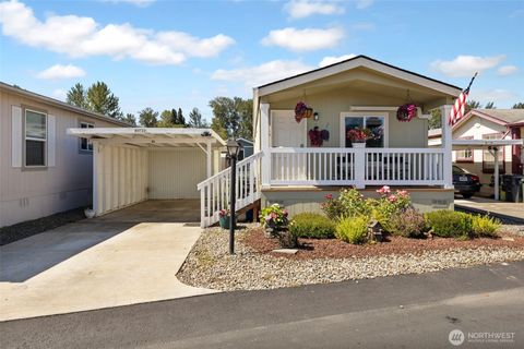 10722 62nd Street Ct E 16 Puyallup WA 98372