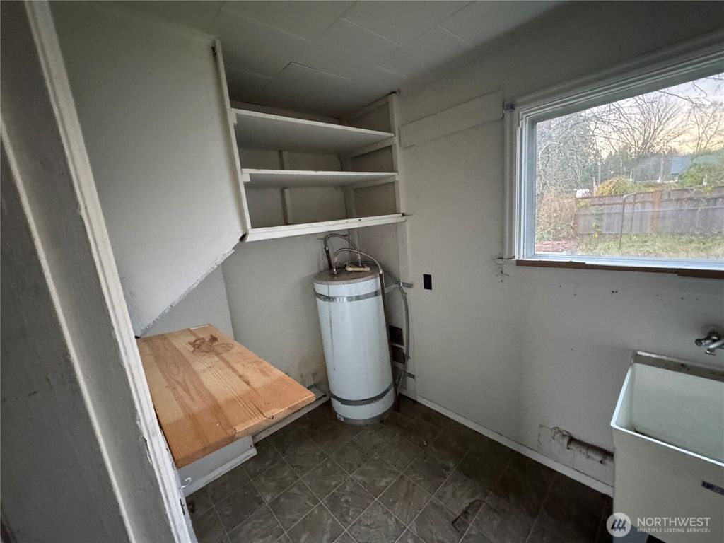 Photo of 1203 Beach Avenue, Marysville, WA 98270 (MLS # 2460954)