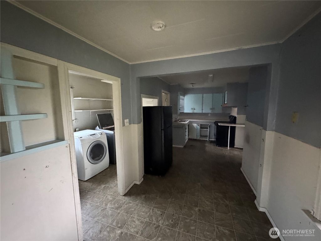 Photo of 1203 Beach Avenue, Marysville, WA 98270 (MLS # 2460954)