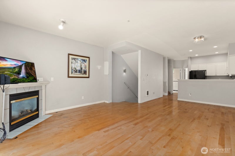 1800 NE 40 Street B-4