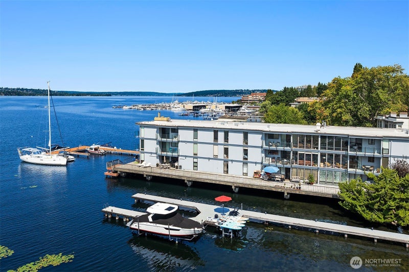4561 Lake Washington Boulevard NE 306