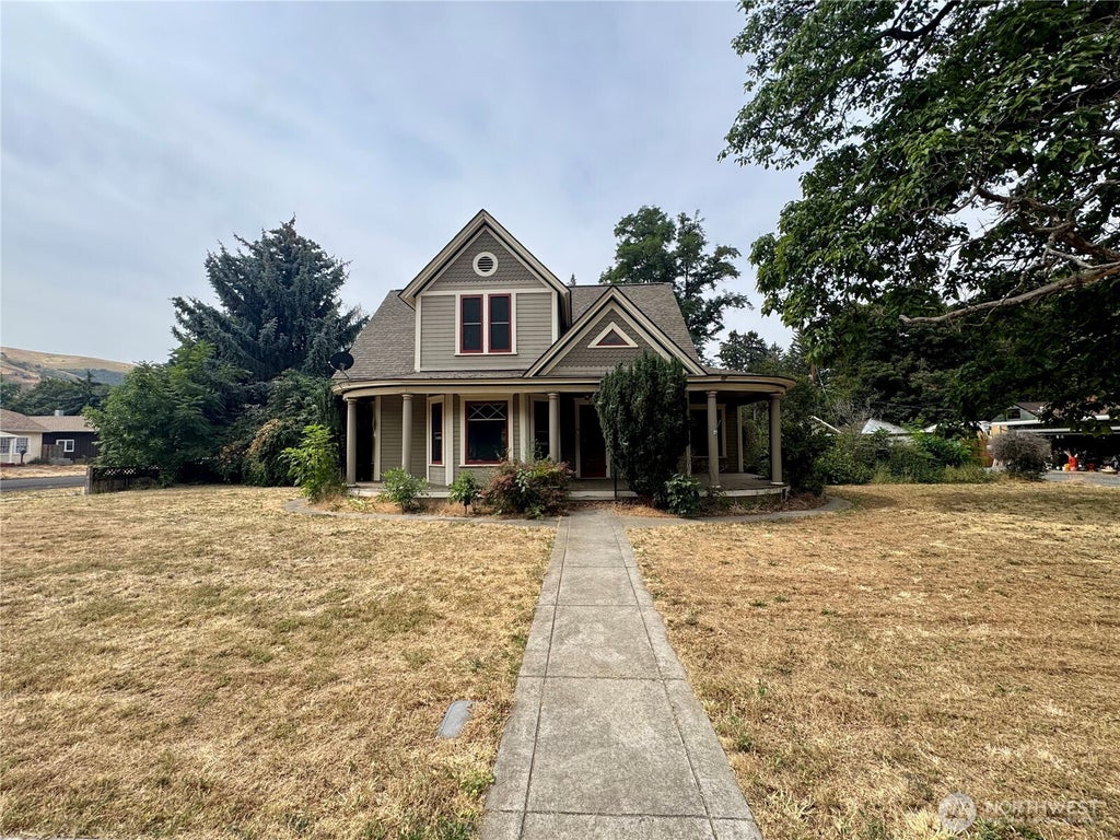 Photo of 314 S. 2nd ST, Dayton, WA 99328 (MLS # 2571232)