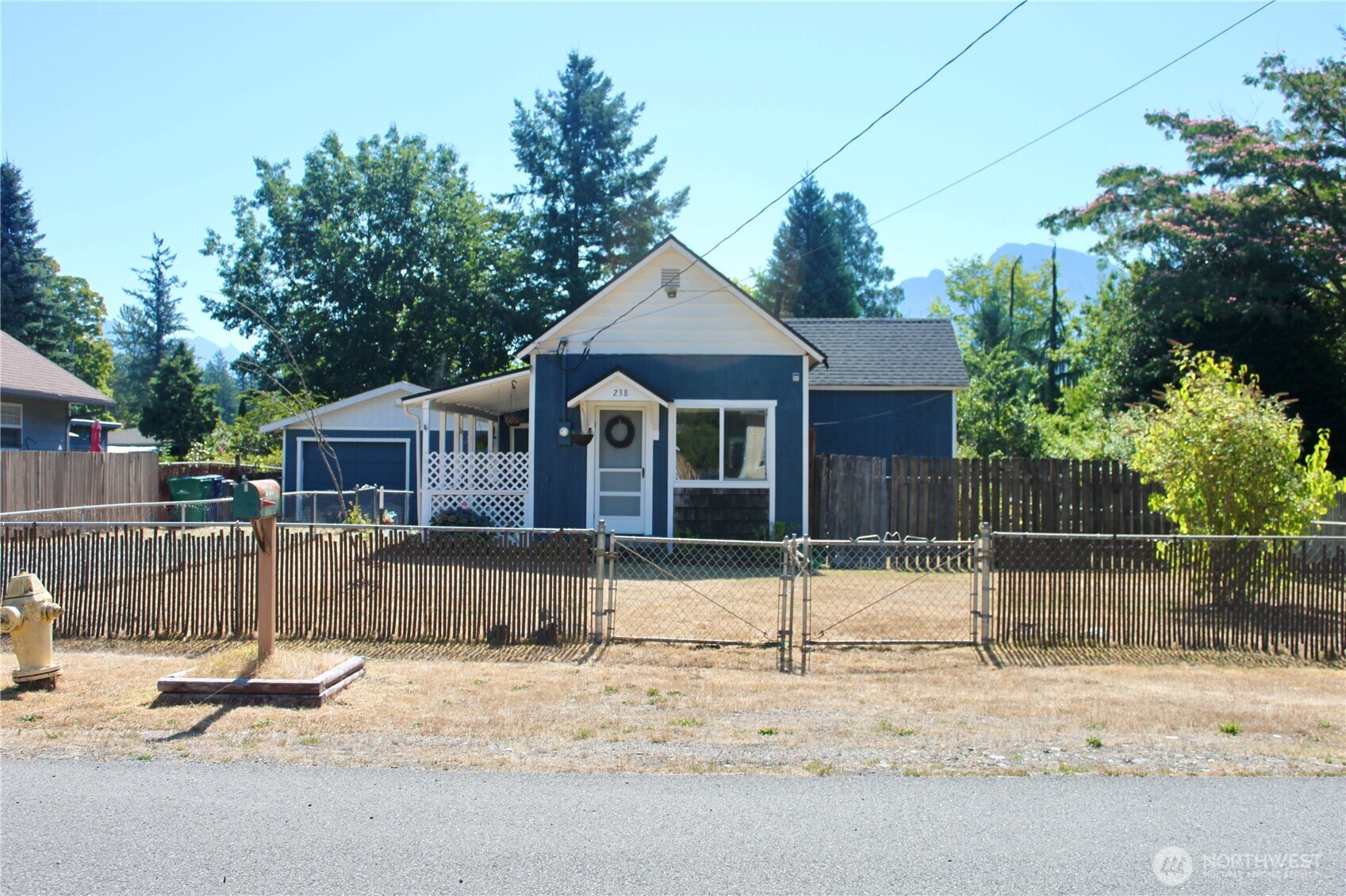238 2nd Street