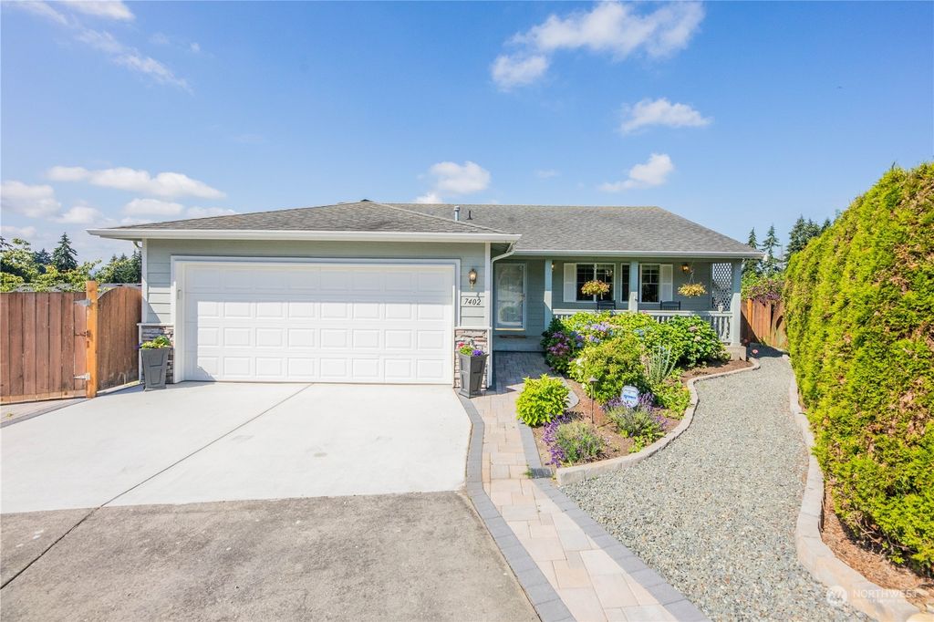 Photo of 7402 29th Place NE, Marysville, WA 98270 (MLS # 2261354)