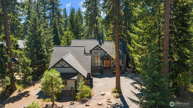 110 Larkspur Loop