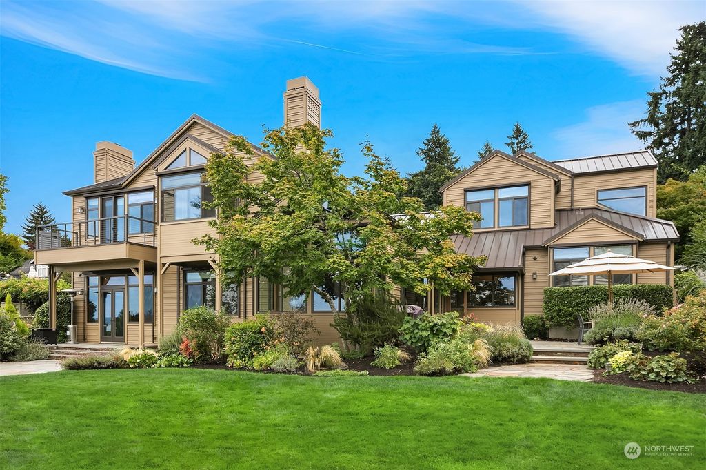 Photo of 10329 NE 55th Street, Kirkland, WA 98033 (MLS # 2170915)