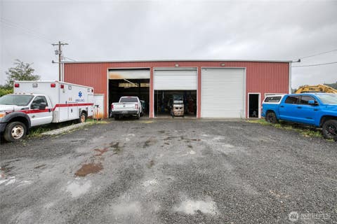 Photo of 718 27th Street, Hoquiam, WA 98550 (MLS # 2562675)