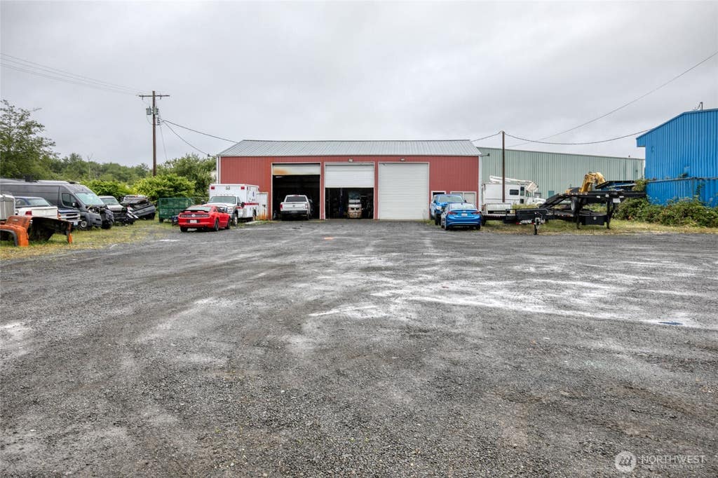 Photo of 718 27th Street, Hoquiam, WA 98550 (MLS # 2562675)