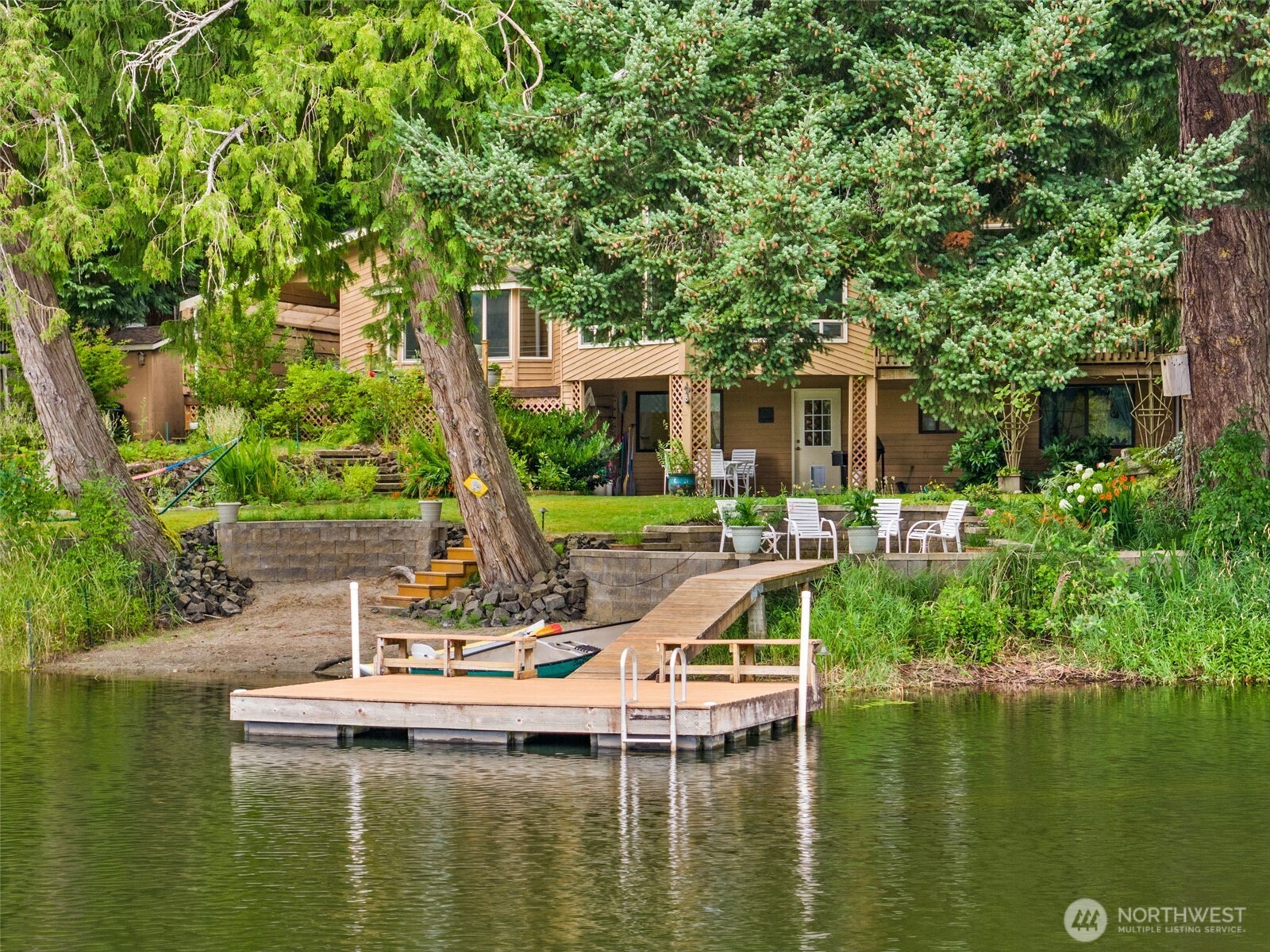 1613 Camden Circle SW