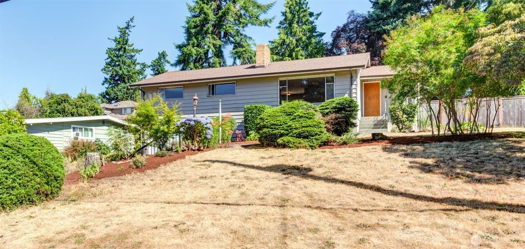 Photo of 1836 NW 197th Street, Shoreline, WA 98177 (MLS # 2412969)