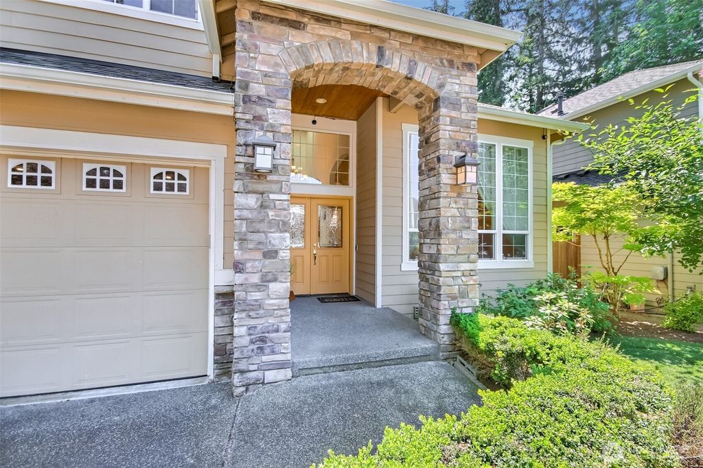 Photo of 4 148 Place SW, Lynnwood, WA 98087 (MLS # 2443478)