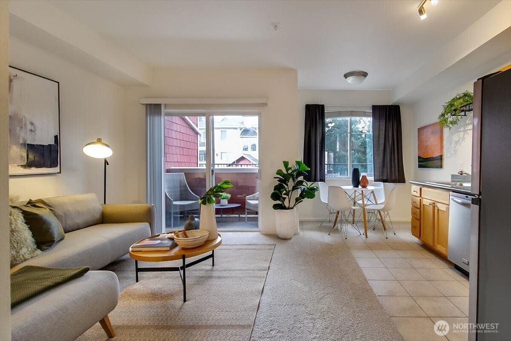 Photo of 517 225th Lane NE #E102, Sammamish, WA 98074 (MLS # 2474721)