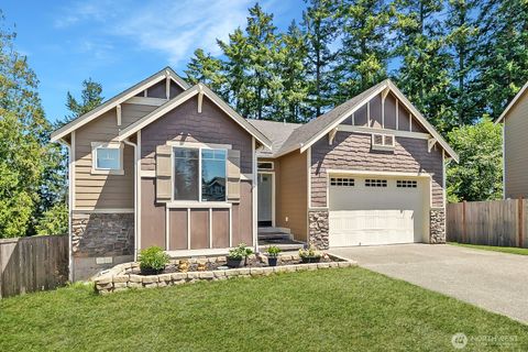 2525 189th Street Ct E Tacoma WA 98445