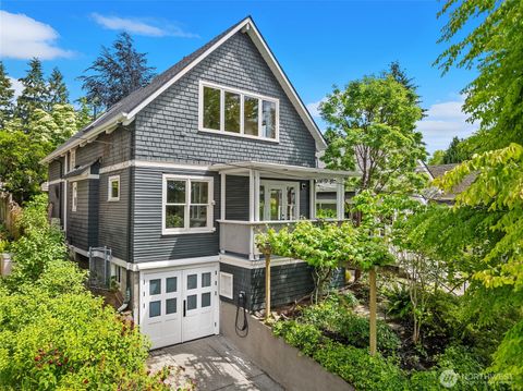 Photo of 6054 29th Avenue NE, Seattle, WA 98115 (MLS # 2529791)