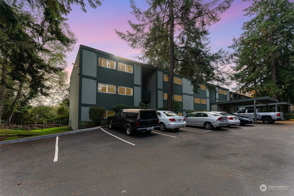 Photo of 1003 S 308th Street #21, Federal Way, WA 98003 (MLS # 2171491)