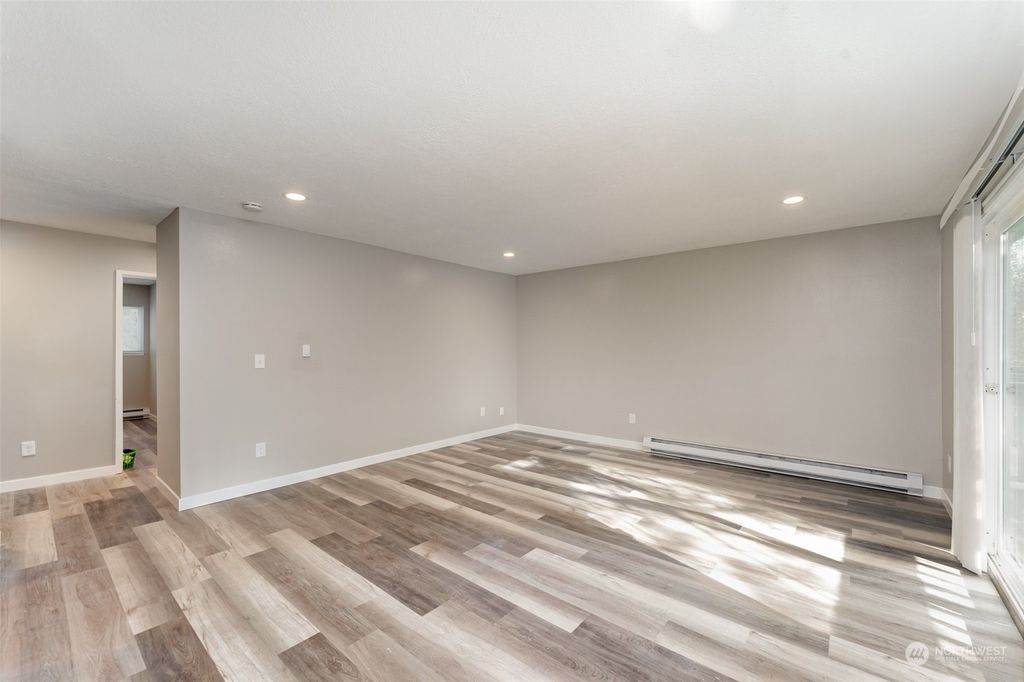 Photo of 1003 S 308th Street #21, Federal Way, WA 98003 (MLS # 2171491)